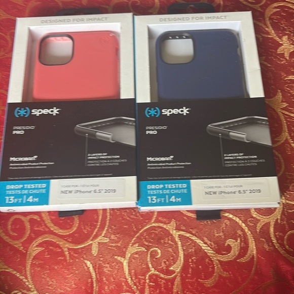 Speck iPhone 6,5. 2019 Cases Red and Blue Protective Covers - Picture 1 of 5